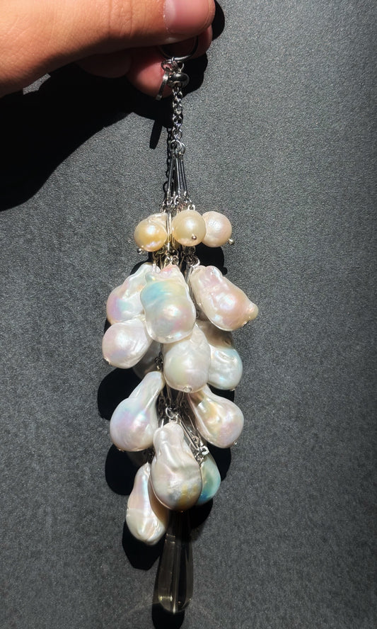 The Pearl Lipstick Holder Charm