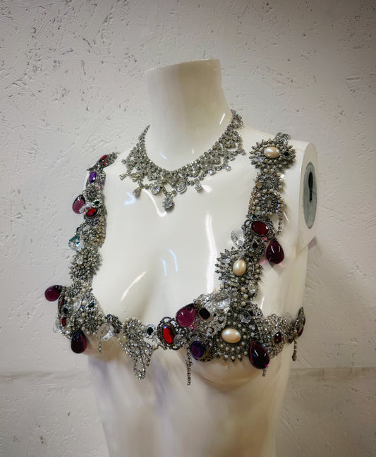 Angel Brooch Top
